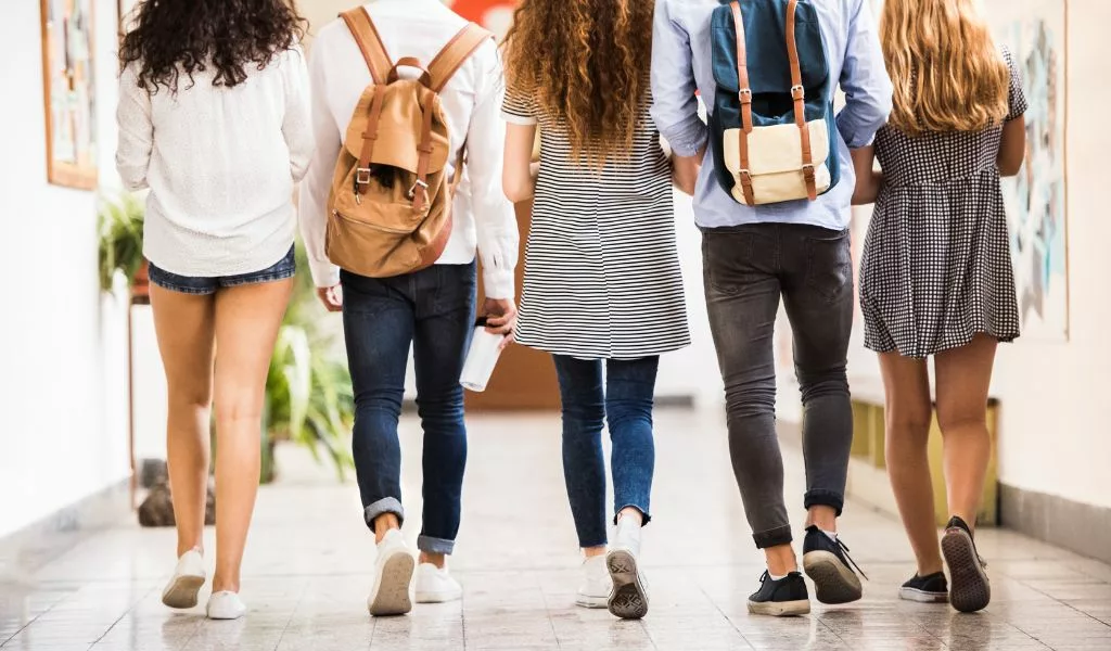 Gérer le départ des adolescents à l'université